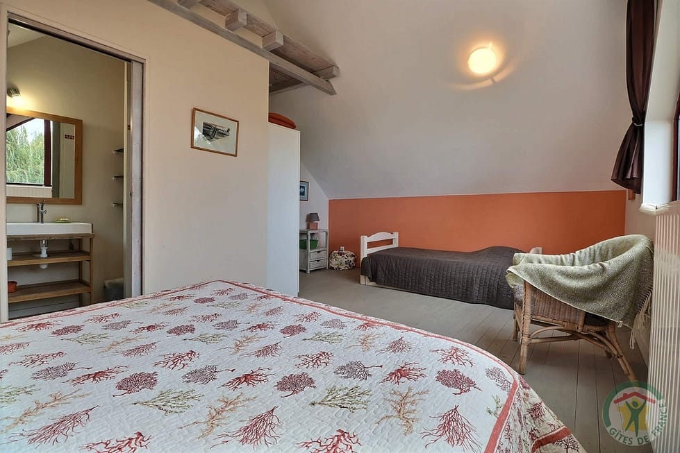 chambre location gite la chalune vacances